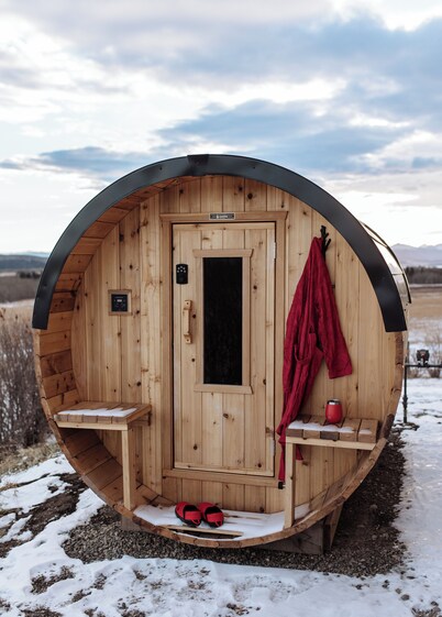 Brand New Quiet Country Cabin