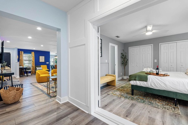 4 chambres, bureau, fer et planche Ă repasser, lit parapluie