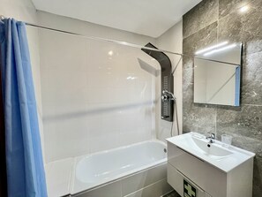 Towels - Albufeira Central 7 by Homing (Albufeira)