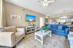 TV - Ariel Dunes 1208 - Beautiful 2-bdrm w/ Gulf & pool views, steps to the beach! (Miramar Beach)