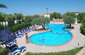 Pool - Beautiful apartment for 2 people in residence (Mazzaforno)
