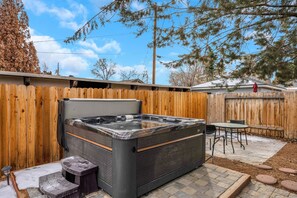 Casa, 3 habitaciones | Terraza o patio