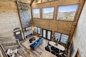 Cabin, 4 Bedrooms | Interior - Jerne To The Top 4 Bedroom Cabin (Sevierville)
