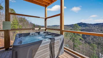 Cabana, 4 dormitoris | Banyera d'hidromassatge a l'aire lliure