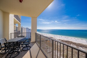 Condo, 2 Bedrooms | Outdoor dining - Phoenix Vii 71409 2 Bedroom Condo (Orange Beach)