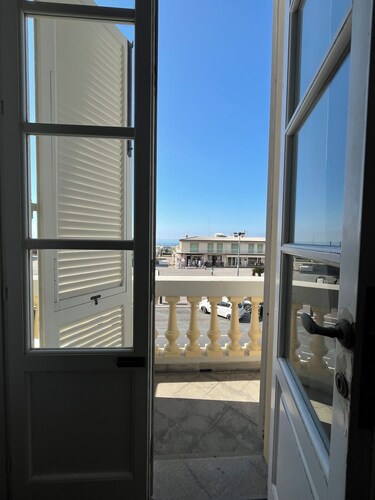 Artemare located right in front of the promenade and the sea.