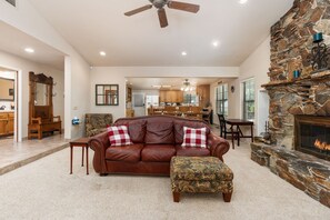 TV, fireplace, offices - Rustic Pines | Fun Game Cabin in East Village (Shaver Lake)