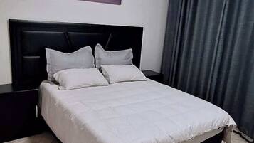 1 quarto, ferros/tábuas de passar roupa, Wi-Fi, roupa de cama