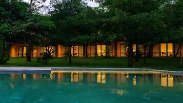 Piscina a l'aire lliure