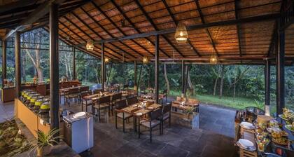 Klov Resort & Spa