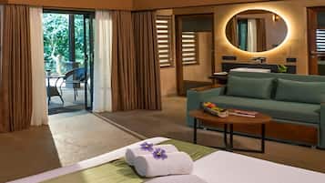 Kalindi Suite Cottage | Premium bedding, individually furnished, desk, laptop workspace