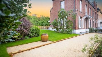 Enceinte de lâhĂ©bergement