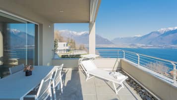 Apartment (Valarin Roma)
