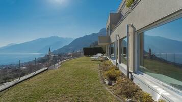 Regadera, amenidades de baño gratuitas, secadora de cabello, bidet