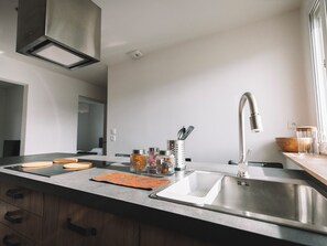 冰箱、微波炉、烤箱、茶具/咖啡用具