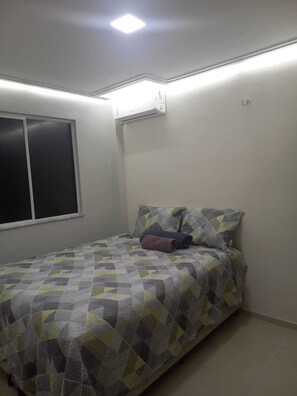 2 bedrooms, iron/ironing board, WiFi, bed sheets - Great fully equipped apartment in Sao Jose do Ribamar 5 km from Aracagy beach (Turu São José de Ribamar)