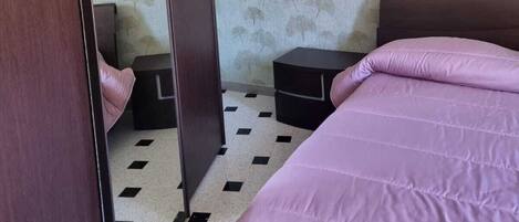 2 間睡房、床單