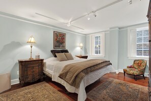 1 室のベッドルーム、WiFi (無料)、ベッドシーツ