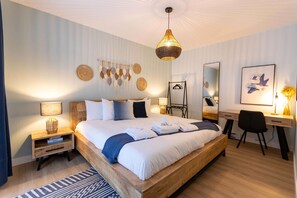 4 chambres, fer et planche à repasser, Wi-Fi, draps fournis