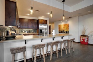 Fridge, oven, stovetop, coffee/tea maker - H205A | Downtown Luxury Condo | Bonus Sleeping Nook (Steamboat Springs)