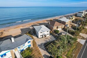 Exterior - Ocean Front 4 bedrooms, 2 Ocean Decks, Direct Flag (Flagler Beach)