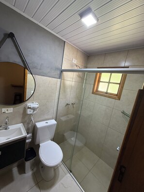 Bathroom - Hospedaria Paiol (São Bento do Sapucaí)