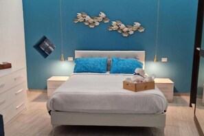 2 bedrooms, iron/ironing board, travel crib, free WiFi