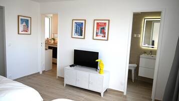 1 quarto, Wi-Fi de cortesia, roupa de cama