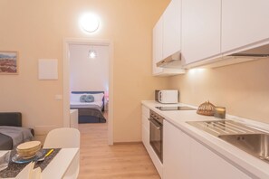 Appartement (BREVA) | Aire de séjour | Téléviseur de 22 po avec télévision numérique