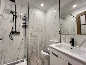 Shower - Vilamoura Nautilus With Pool by Homing (Loulé)