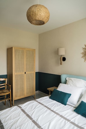 4 Schlafzimmer, Bügeleisen/Bügelbrett, WLAN