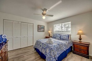 2 habitaciones, tabla de planchar con plancha y wifi gratis 