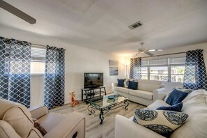 Smart TV, offices