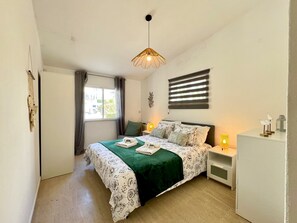 4 bedrooms, bed sheets - Vilamoura Brightness Villa by Homing (Loulé)