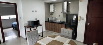 Cozy 2-bedroom apartment with AC, WiFi in enjoyable Santa Cruz