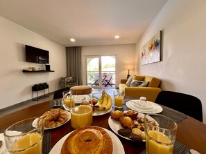 Servicio de comidas en la habitación