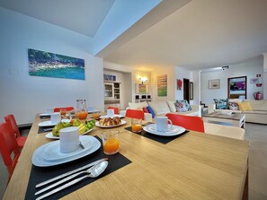 Living room - Albufeira Summer Villa 2 by Homing (Albufeira)