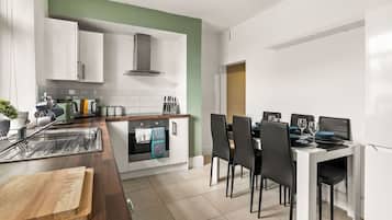 Fridge, microwave, oven, toaster