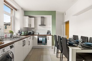 Fridge, microwave, oven, toaster - Lovely Skipton Home by Yorksha Property | Sleeps 8 (North Yorkshire)