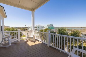 Property grounds - Oceanfront on Folly Beach - Ocean & Marsh Views (Folly Beach)
