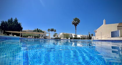 Vilamoura Eden Villa With Pool by Homing