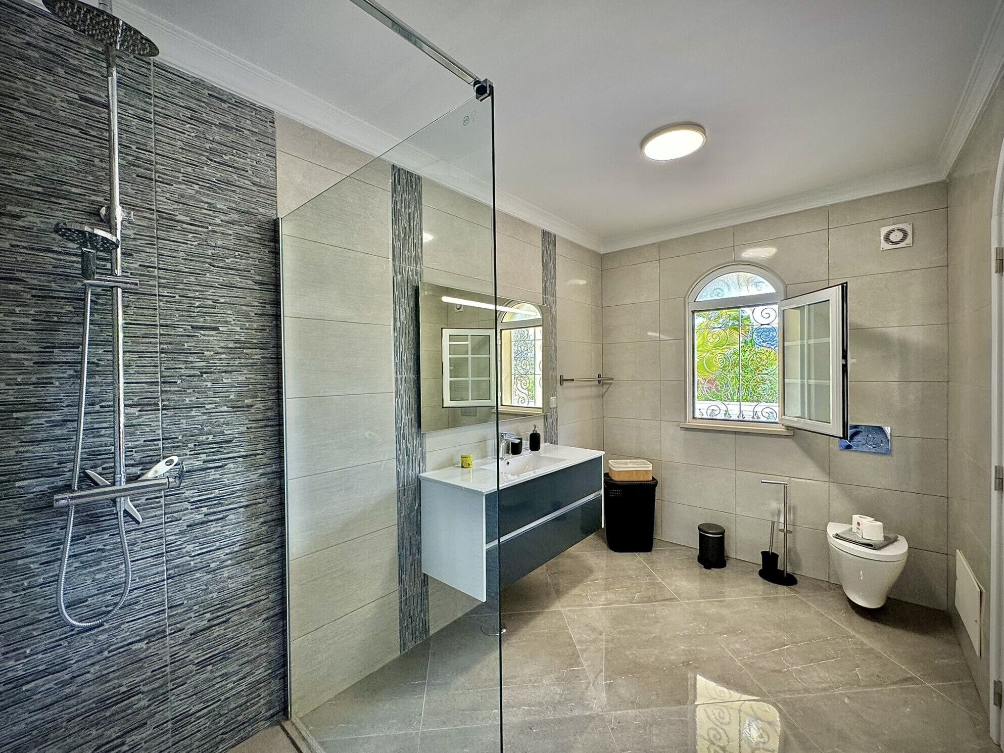 Foto - Quarteira Premium Villa With Pool by Homing