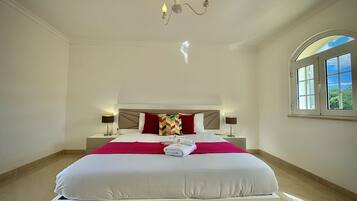 3 多间卧室、床单