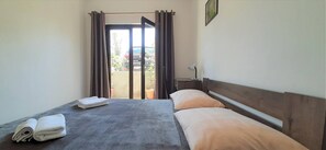 1 bedroom, WiFi, bed sheets - Apartment Danchi in Krk, near the beach, air conditioning, WiFi, up to 4 people (Krk)