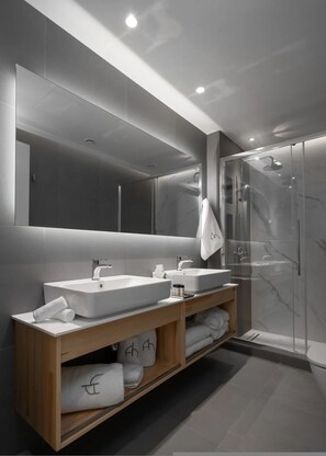 Apartment | 8 bedrooms