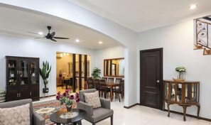 Interior - Kota Damansara ICozy Cove Homestay 10 Pax (Petaling Jaya)