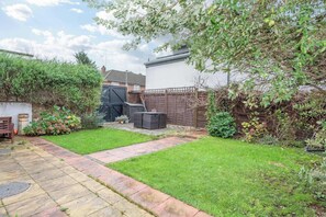 Terrace/patio - 2-Bed Apartment Steps from Muswell Hill (Greater London)