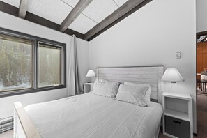 2 chambres, accès au Wi-Fi (inclus), literie fournie