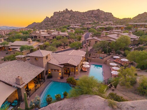 Desert Luxury @ The Rocks Residence Club | Private Plunge Pool, Spa, Troon Golf