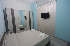 1 chambre, fer et planche à repasser, Wi-Fi, draps fournis